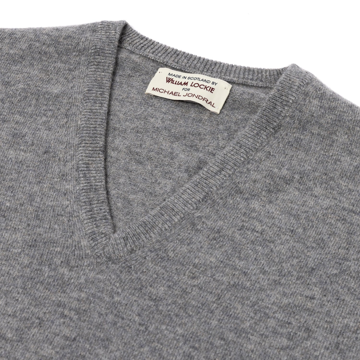 Sweater "Oxton Vee" made from fine Scottish 1 Ply Cashmere